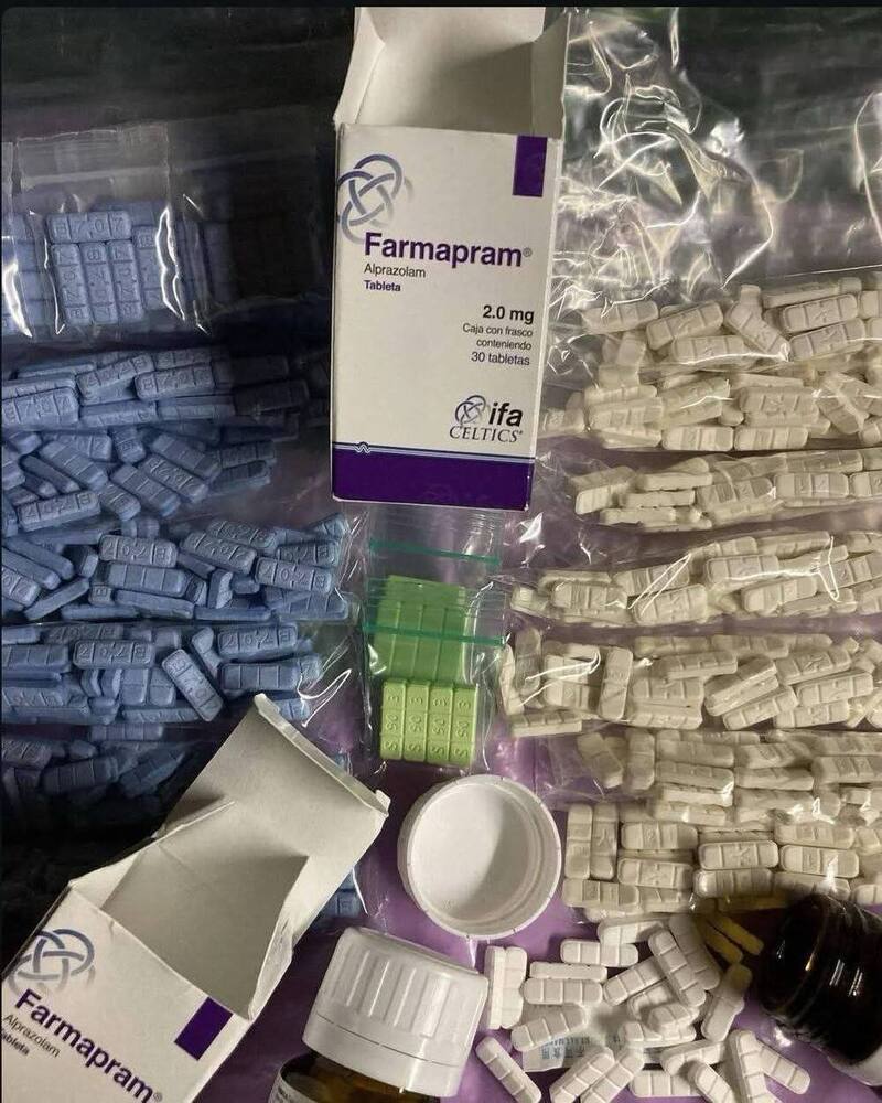 Xans 2mg & Clonazeapam benzos pill