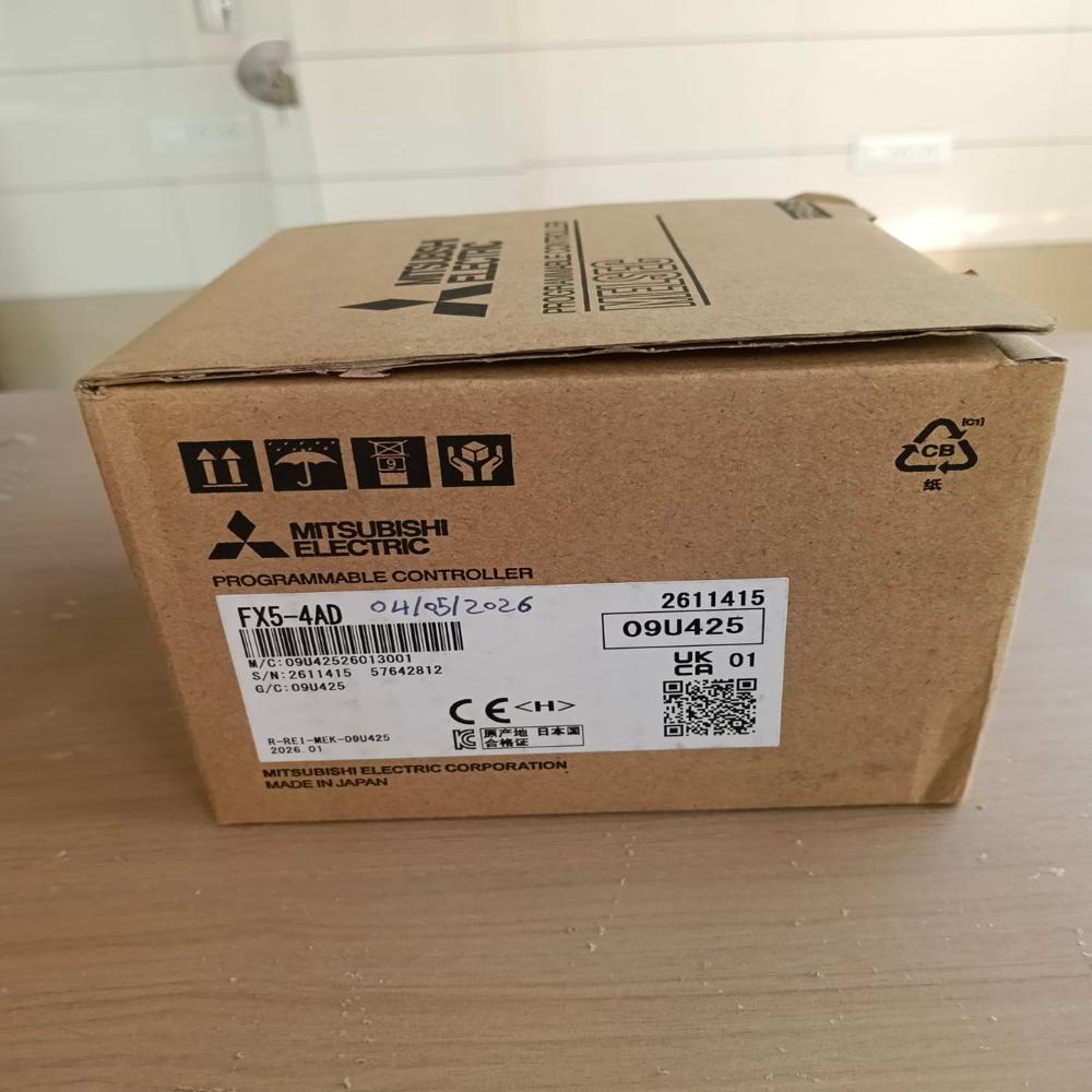 Mitsubis PLC FX5-4AD 09U42526013001