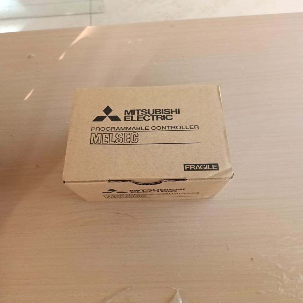 Mitsubis PLC FX5-4AD 09U42526013001