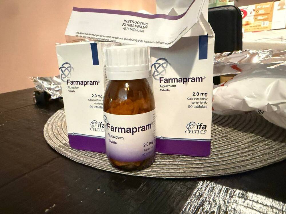 Original Benzos Xanx pills & Akorn Tris Toseina Script Pints Syrup