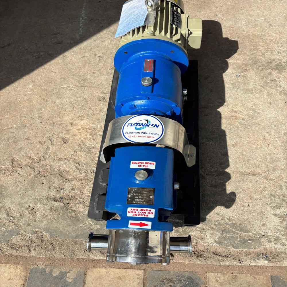 Rotary Lobe Pump - Capacity: 25 M3/hr
