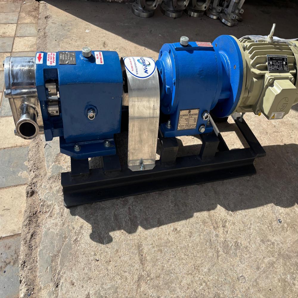 Lobe Pump - Color: Blue