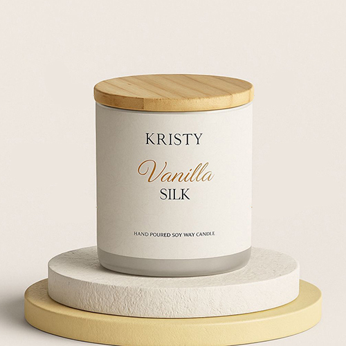 Vanilla Silk Hand Pourd Soy Wax Candle - Burning Time: Approximately 35-40 Hours