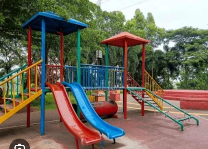 Multi Play Station - Lldpe/roto Slides, 25x18 Ft, Multicolor | Powder-coated Steel, Modular Platforms, 3 Straight Slides