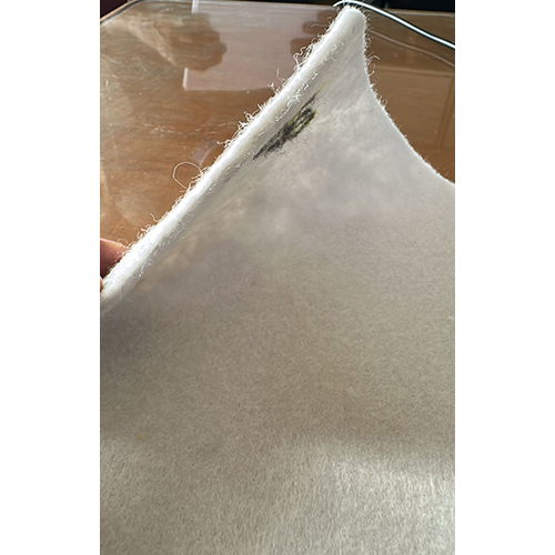 650 GSM White Non-Woven Needle Punch Fabric