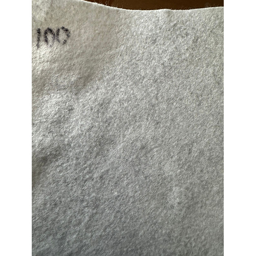 100 GSM White Non-Woven Needle Punch Fabric