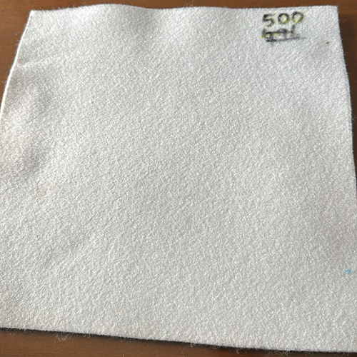 500 GSM White Non-Woven Needle Punch Fabric