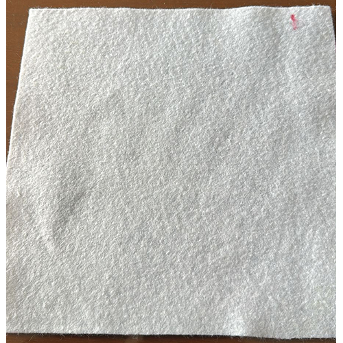 200 GSM White Non-Woven Needle Punch Fabric