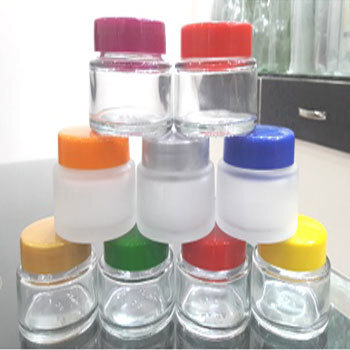 650 Gms Cream Glass Jars with Plastic Lids