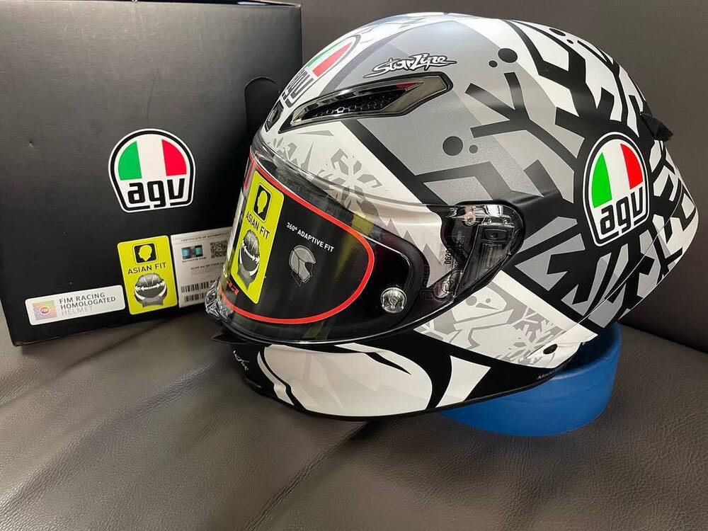 New Bright Black Large Rear Wing Motorcycle Full Face Helmet-Men's/Women's Safety Shell Anti-Fog Visor Impact-Resistant-All