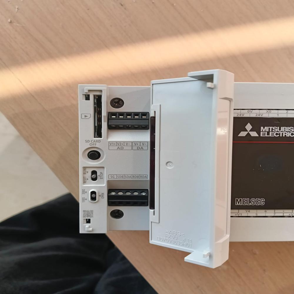 FX5U-64MT/ESS MITSUBISHI PLC