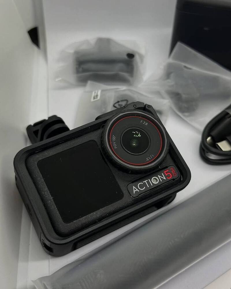 DJI Osmo Action 5 Pro 4K Action Camera Bundle