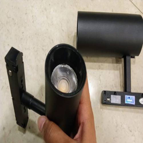 magnetic track light