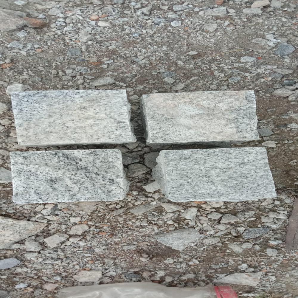 Grey Granite Machine-cut Cobblestone