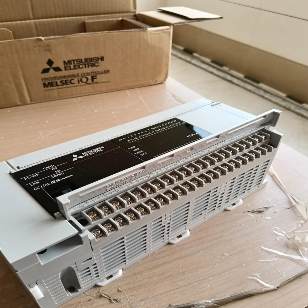 FX5U-64MT /DSS