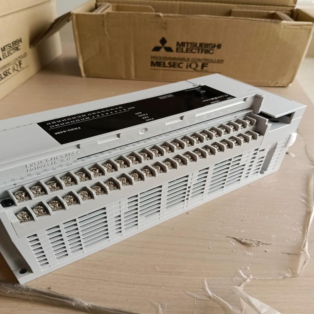 FX5U-64MT /DSS