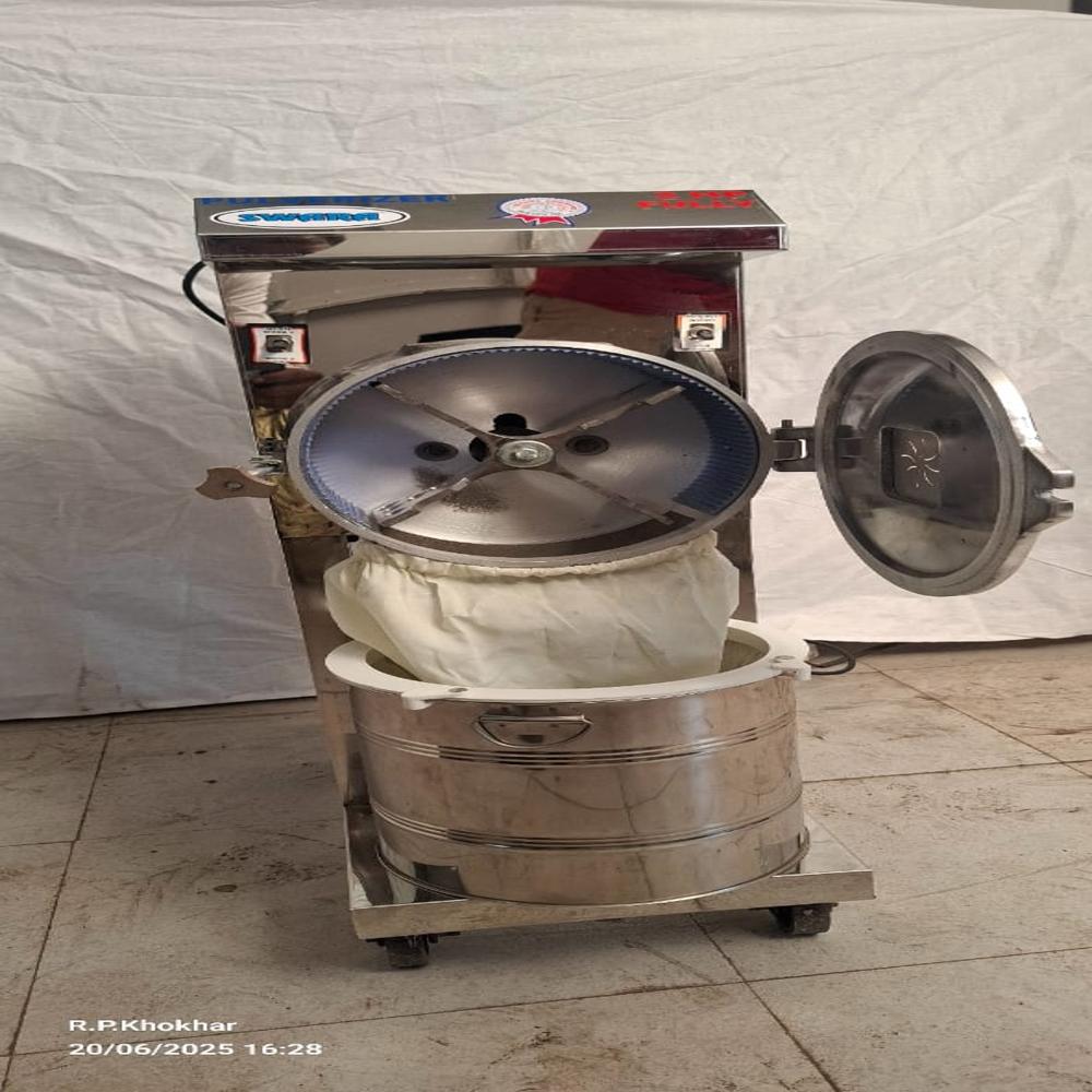 3hp Fully Automatic Ss Pulverizer - Stainless Steel, 650x450x1200 Mm, 3 Hp, 4 Blades, Castor Wheels, Overload Protection