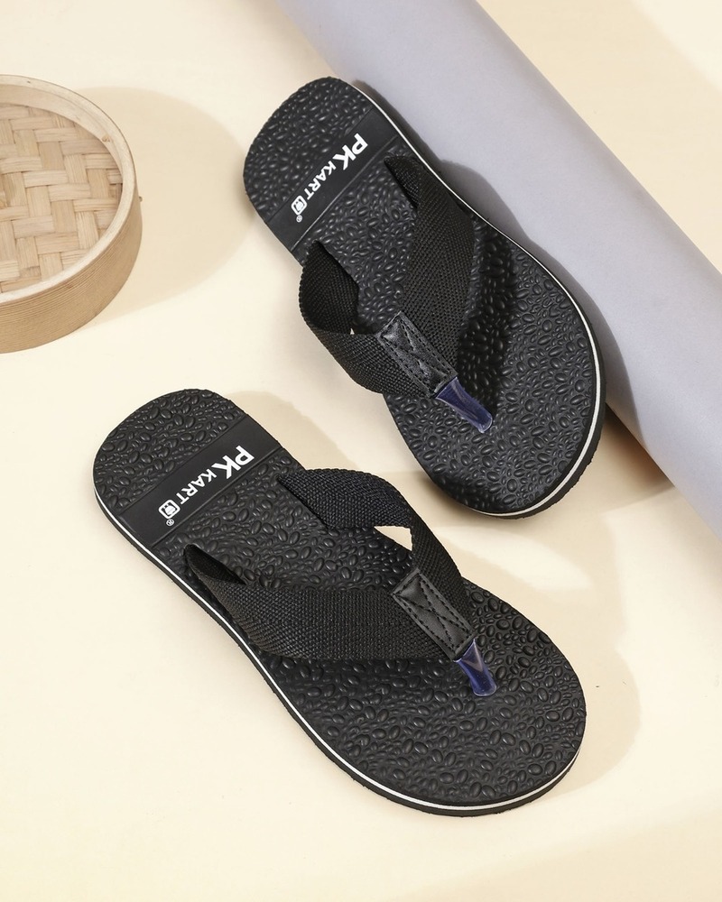 Black Pebbled Pattern Footbed Thong Flip-Flops