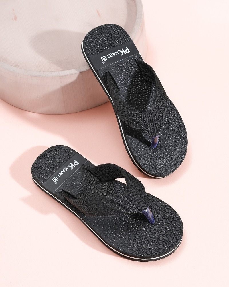 Black Lightweight Pebbled Footbed Thong Flip-Flops