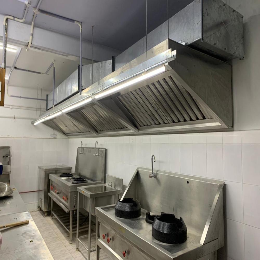 EXHAUST HOOD