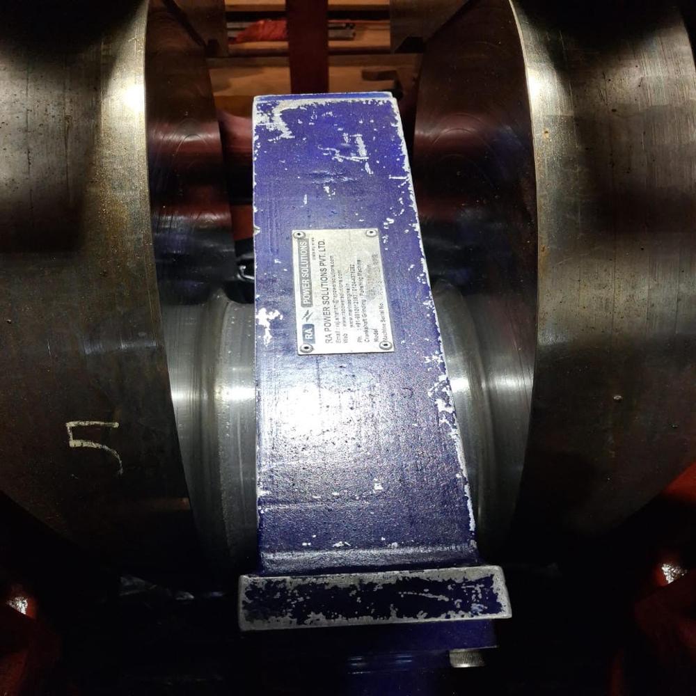 Crankshaft Grinding and Repair of MAK/CAT 8CM32C