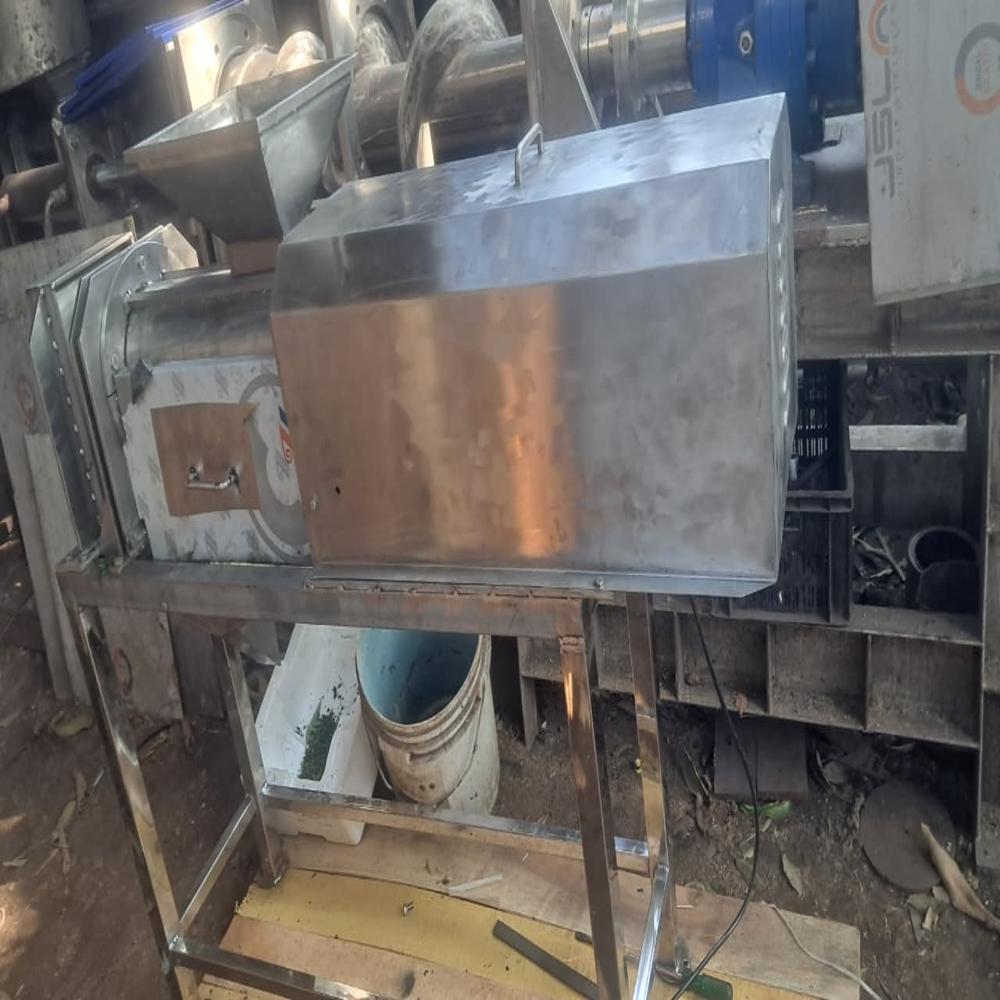 Mariya Single Screw Press Mango Juice Extractor Machine Full SS304 100 kg/hr
