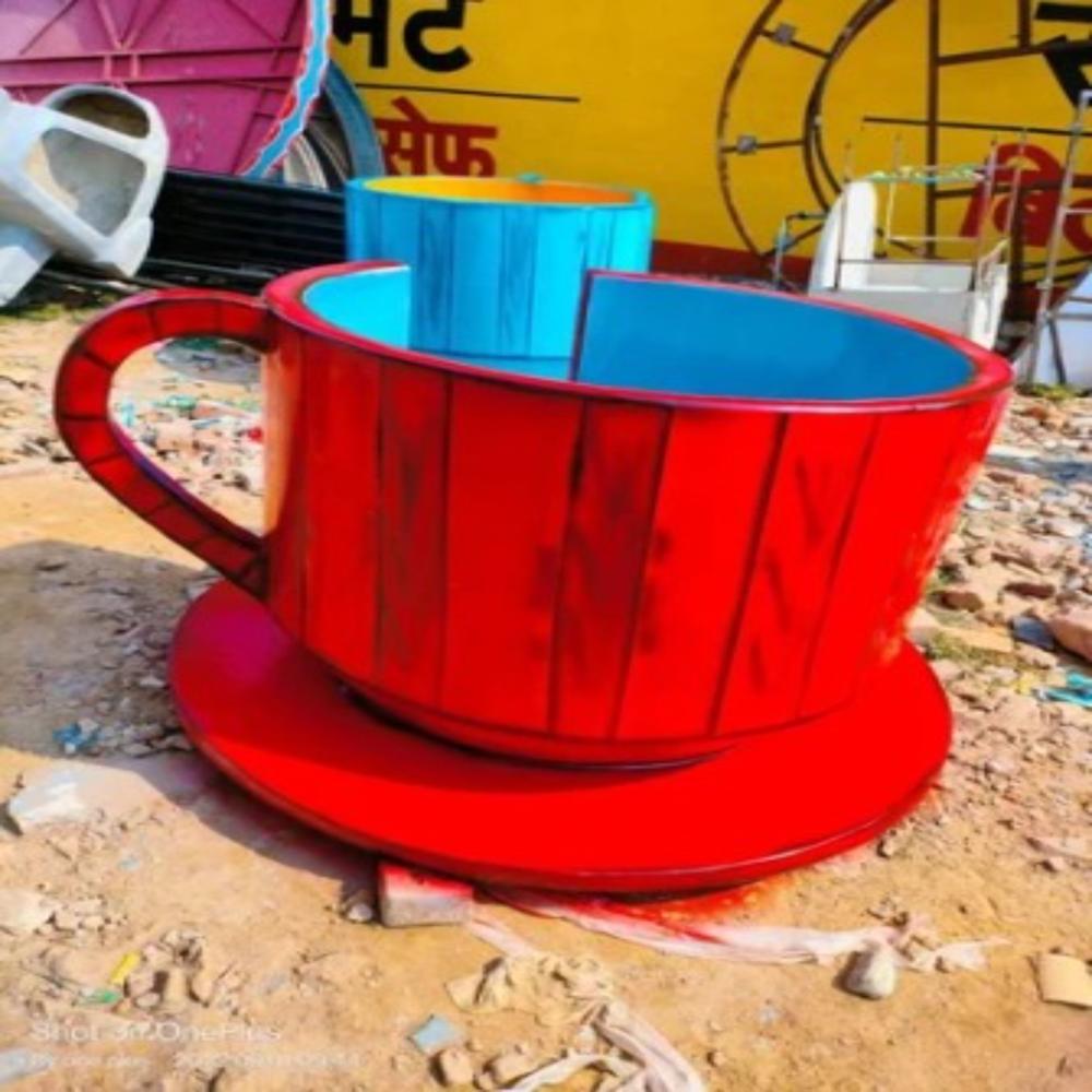 Cup And Saucer Break Dance Ride