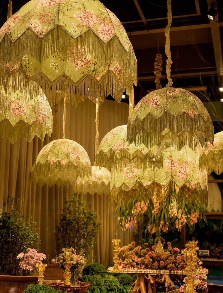 Fabric Hanging - Color: Light Green With Pink Embroidery