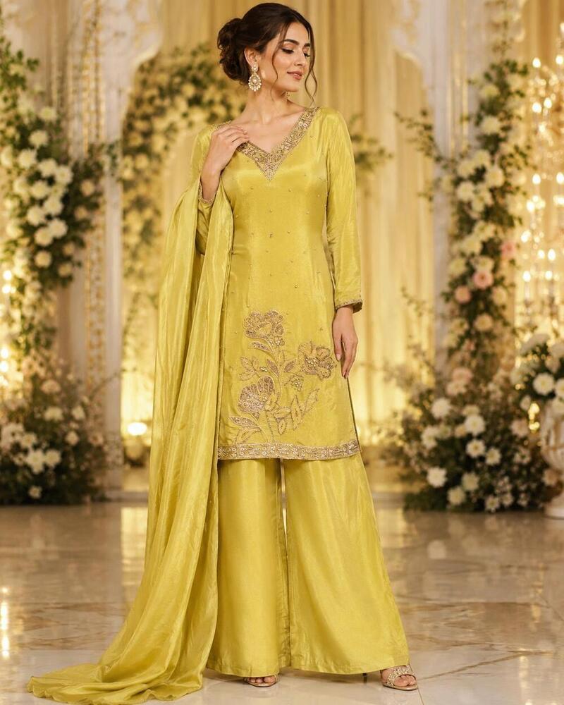 Ladies Party Wear Suit