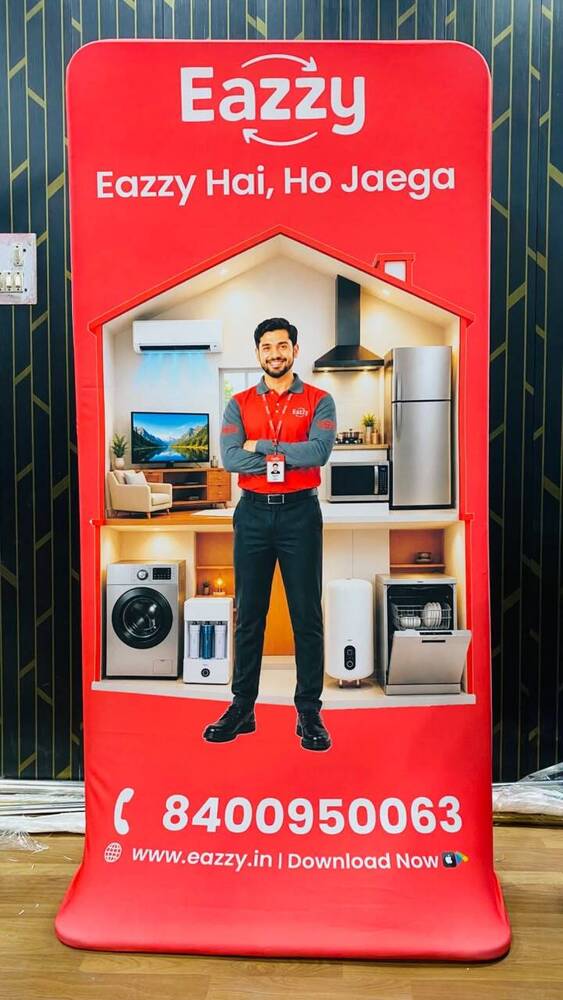 Roll Up Standee