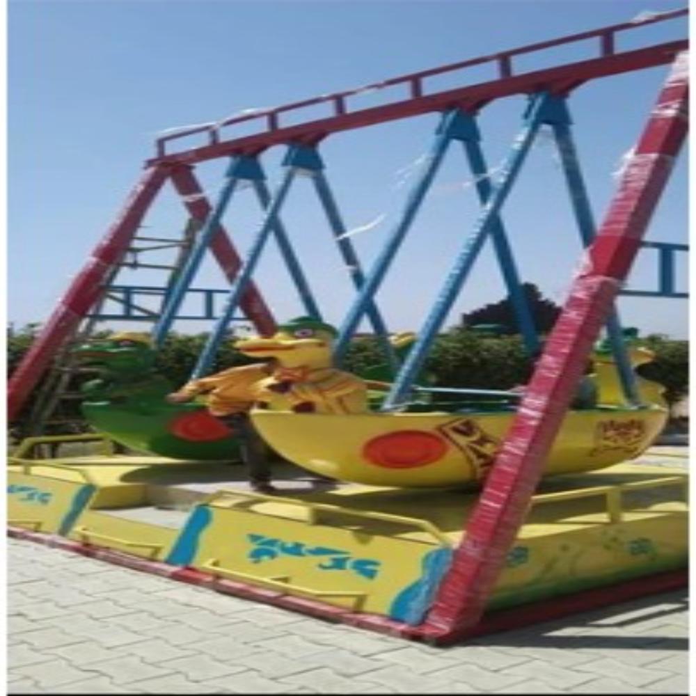 Double Columbus Amusement Ride