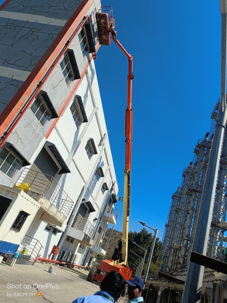 Articulated Boom Lift