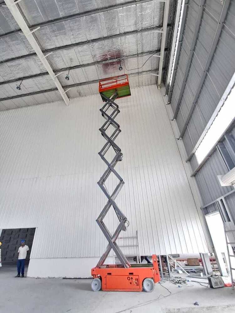 Self Propelled Electric Scissor Lift