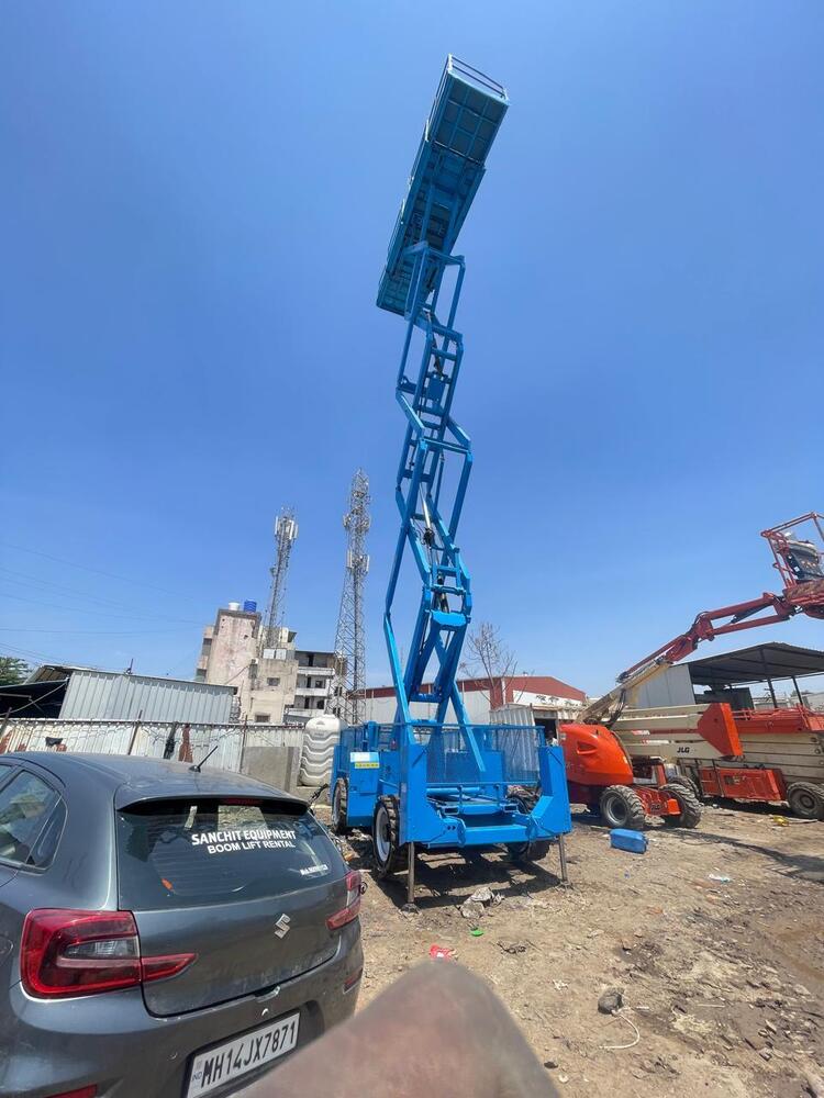 MS Self Propelled Scissor Lift