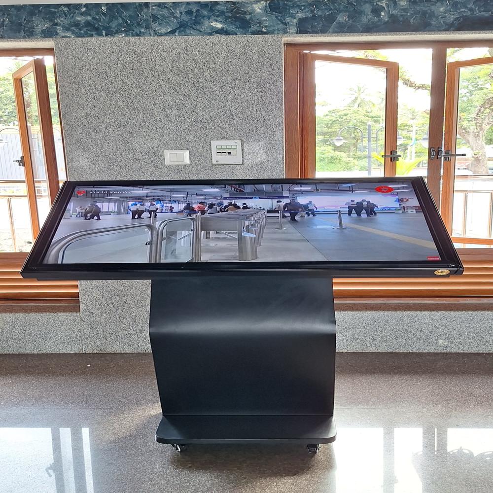 Touch Screen Information Kiosk (50 INCH)