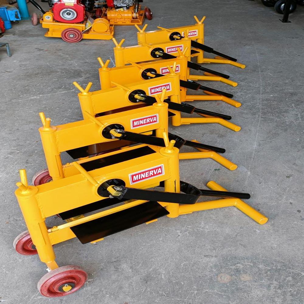 Paver Block Cutting Machine