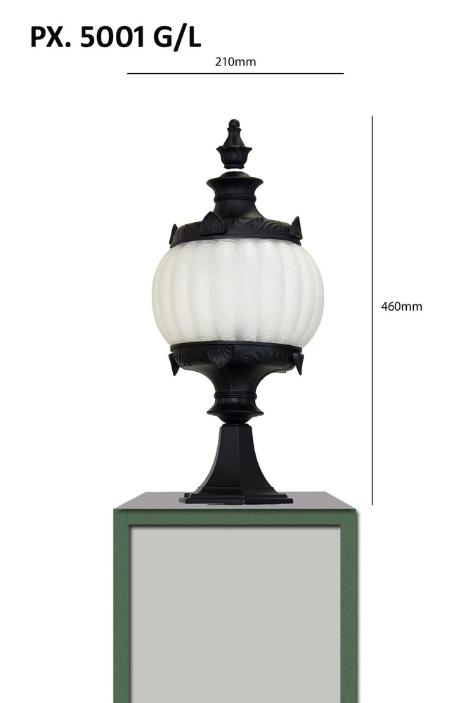 Classic Outdoor Gate Light