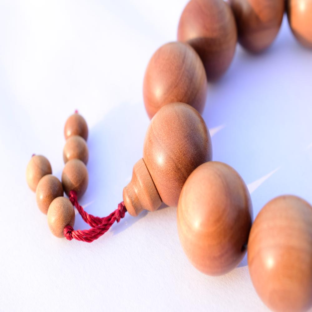 sandalwood guru beads