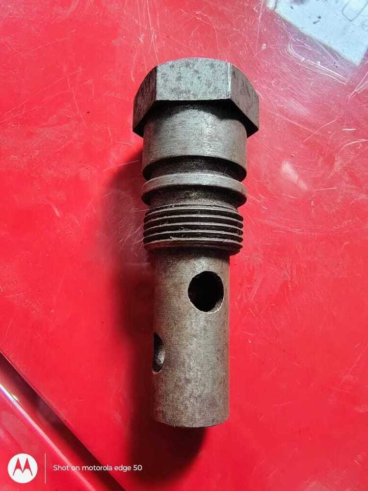 Hydraulic Lift Reduction Valve Bolt