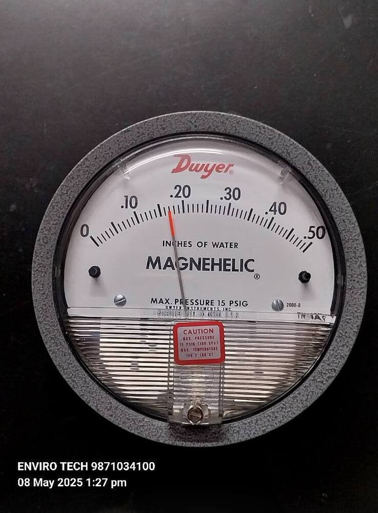 Dwyer Magnehelic Differential Pressure Gauge Range 0.05-0.20 Inch Of Water
