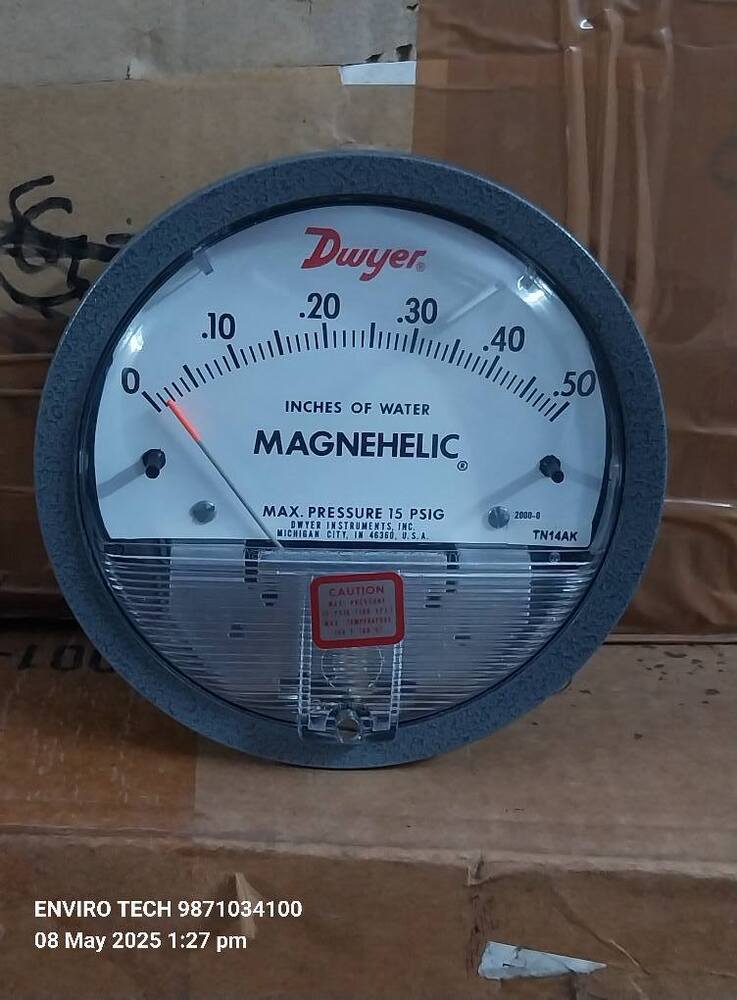 Dwyer Magnehelic Differential Pressure Gauge Range 0.05-0.20 Inch Of Water