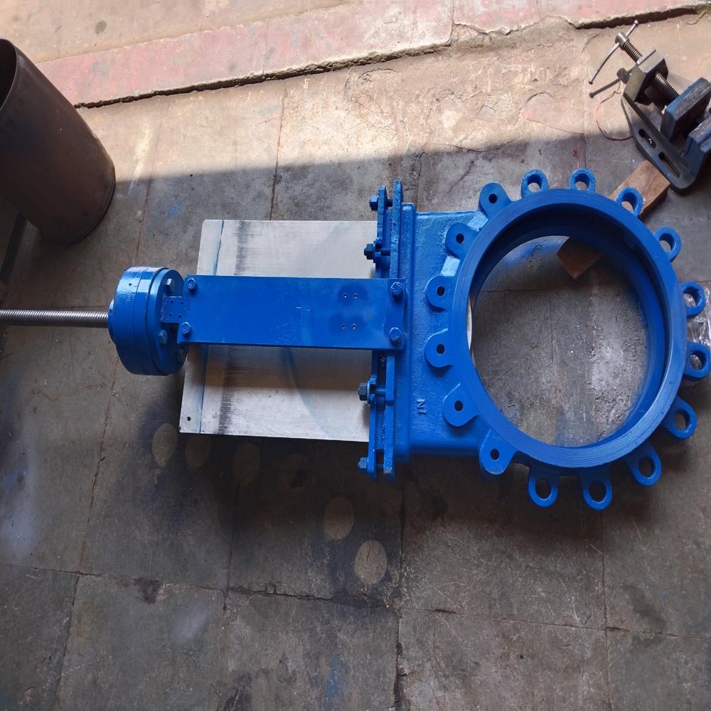 Manual knife gate valves
