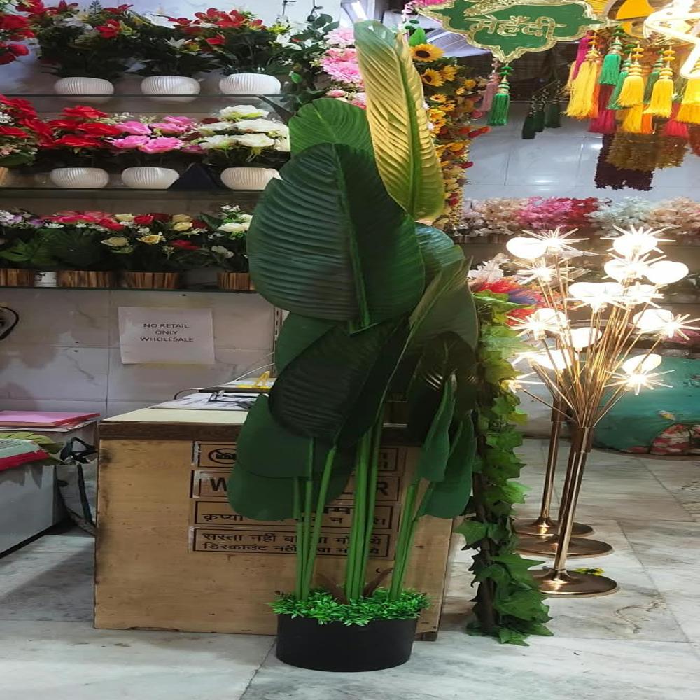 Artificial banana plant