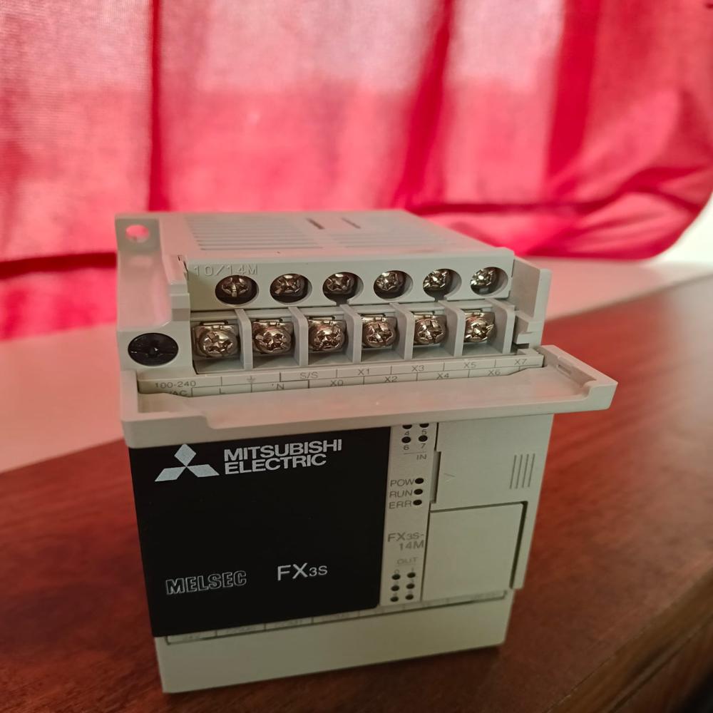 Fx3S-14Mt/Es Mitsubishi - Color: Grey