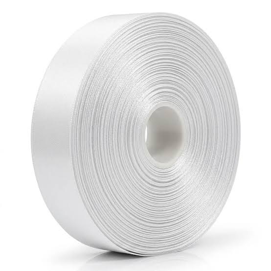 white lanyard roll