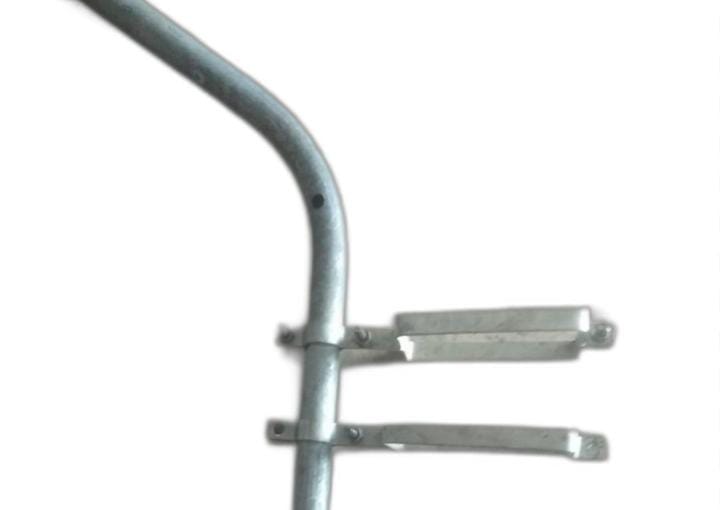 STREET LIGHT PIPE & CLAMP