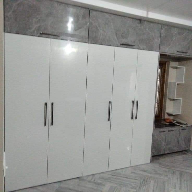 customized bedroom wardrobe