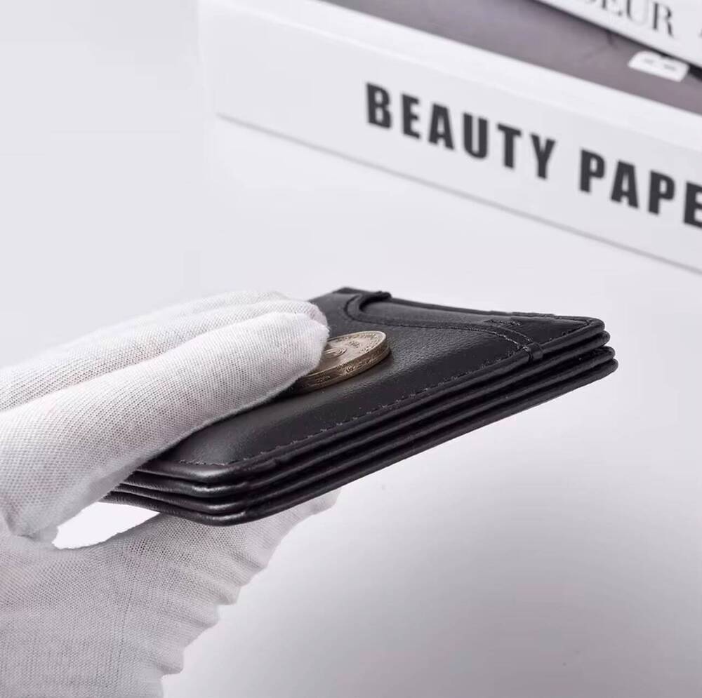 Slim Minimalist Cardholder Wallet