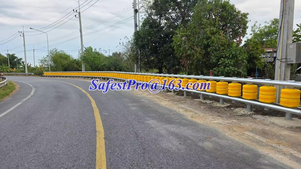Road Safety Roller Barrier