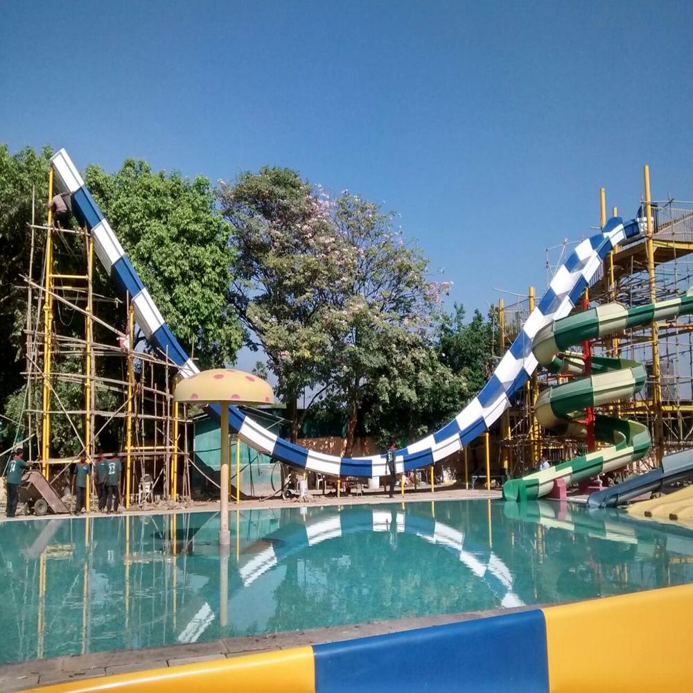 Pendulum Water Slide - Material: Steel
